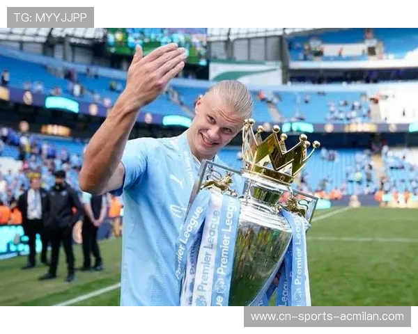 曼城围绕哈兰德构建新压迫模式，禁区折返跑训练强度翻倍