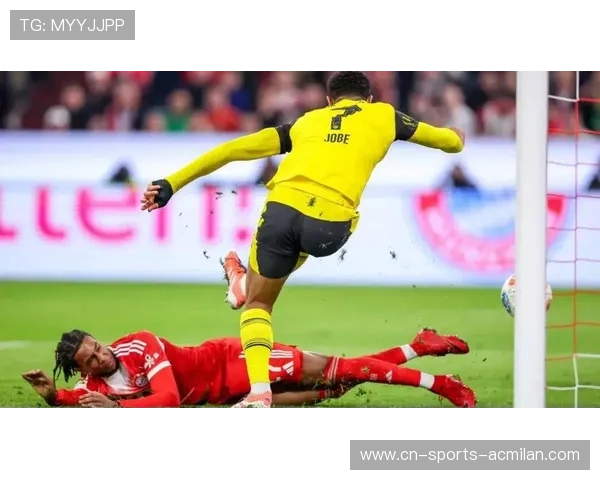 凯恩前场抢断后顺势转身射门：速度、技术与装备的极致展现