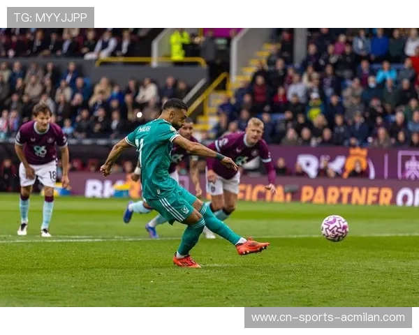 萨拉赫左脚弧线球破门,利物浦2比0伯恩利 萨拉赫左脚弧线球破门,利物浦2比0伯恩利